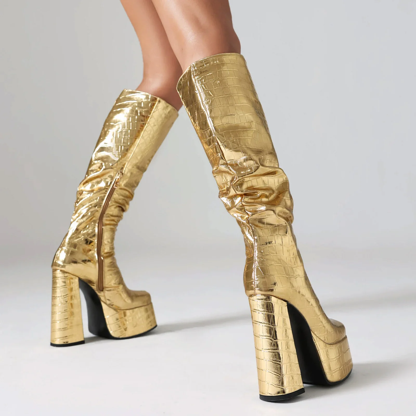 Stivali alti al ginocchio con  - Zip Up Boots Short recensione e prezzo