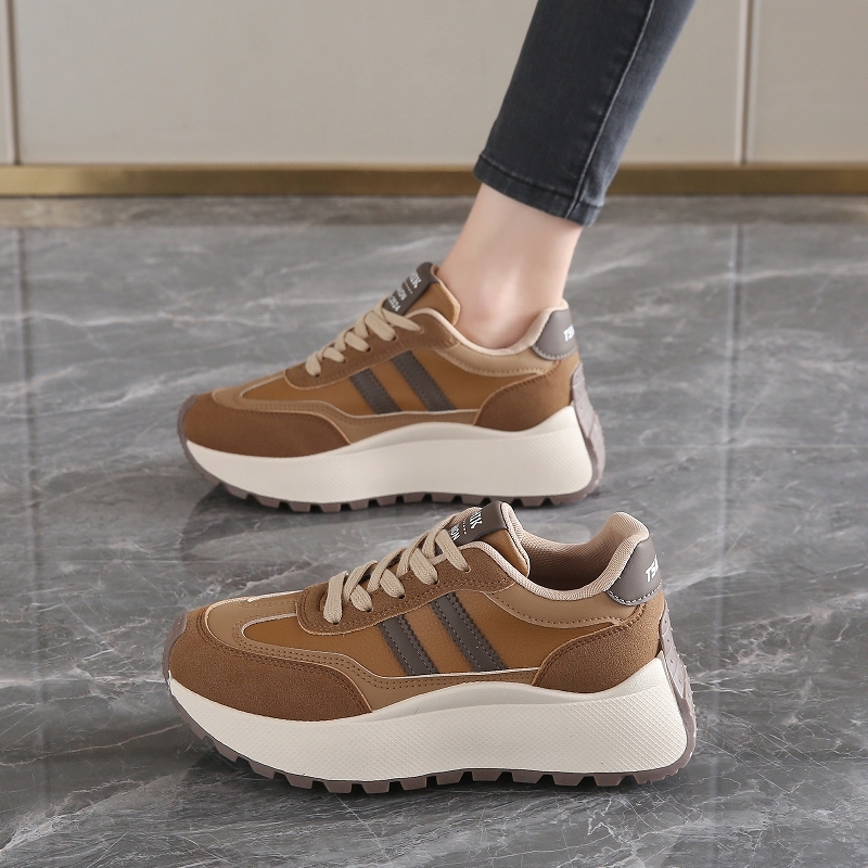 Nuove Sneakers Traspiranti da  - Women'S Shoes New Balance recensione e prezzo