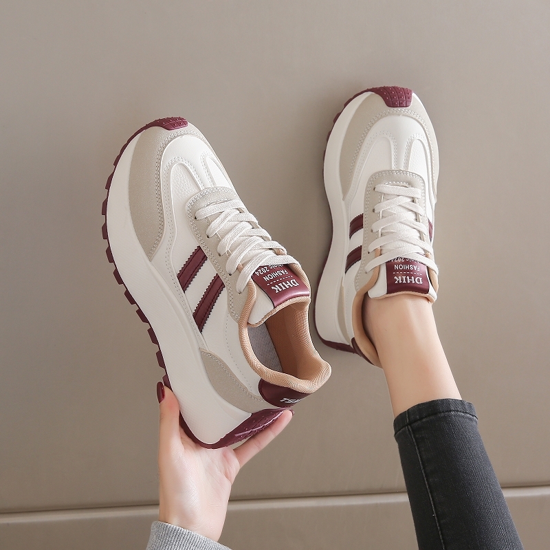 Nuove Sneakers Traspiranti da  - Women'S Shoes New Balance recensione e prezzo
