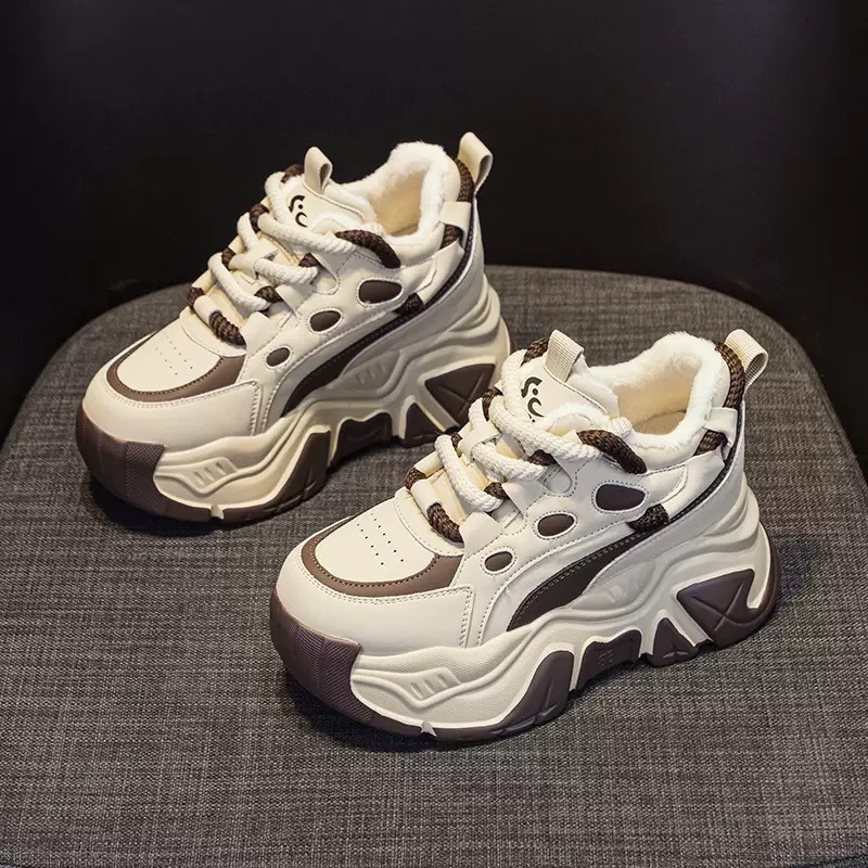 Nuove scarpe da donna 2026 in  - Women'S Shoes Casual Sneakers recensione e prezzo
