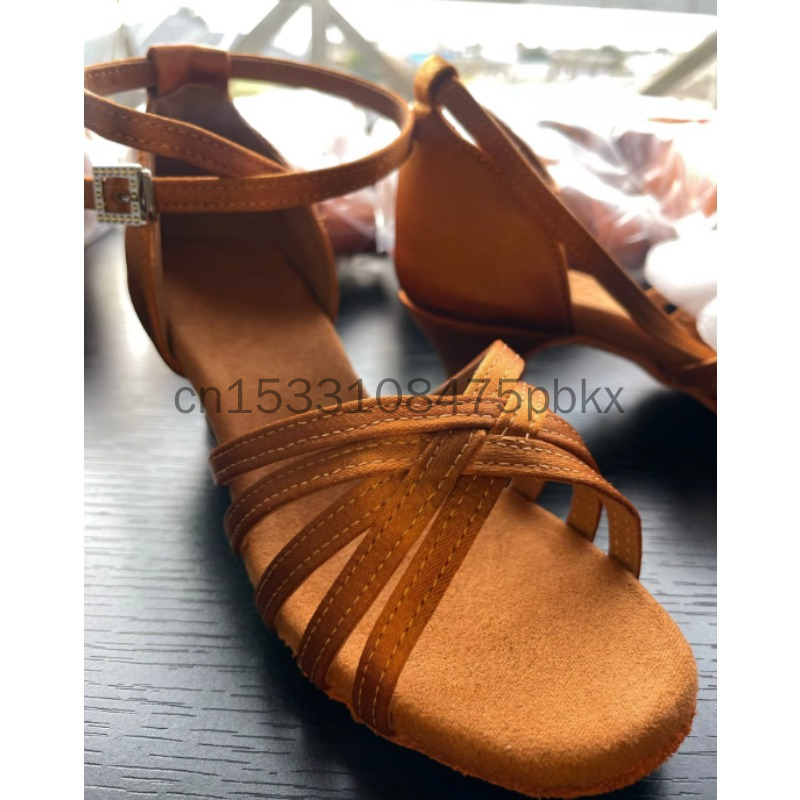 Scarpe da ballo latino in raso - Women Shoes Kinds recensione e prezzo